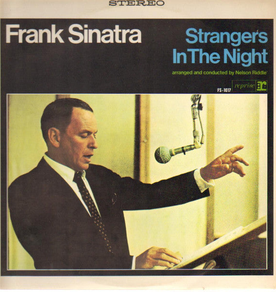 Frank Sinatra — Strangers In The Night